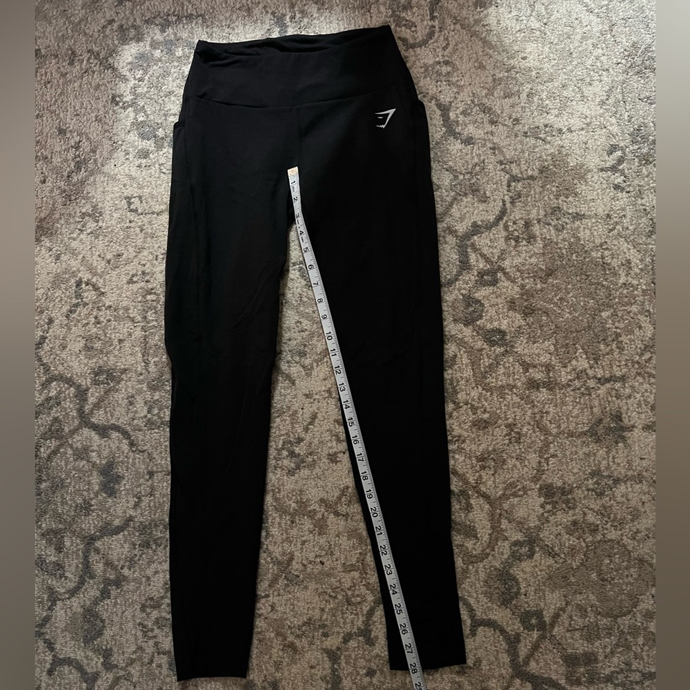 Gymshark black leggings - Picture 2 of 3